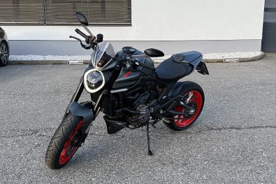 Ducati Monster 937+ Termignoni/Windschild/Sitzbank Standart&Niedrig bei Auto ROC in 