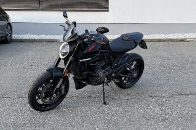 Ducati Monster 937+ Termignoni/Windschild/Ducati-Garantie bei Auto ROC in 