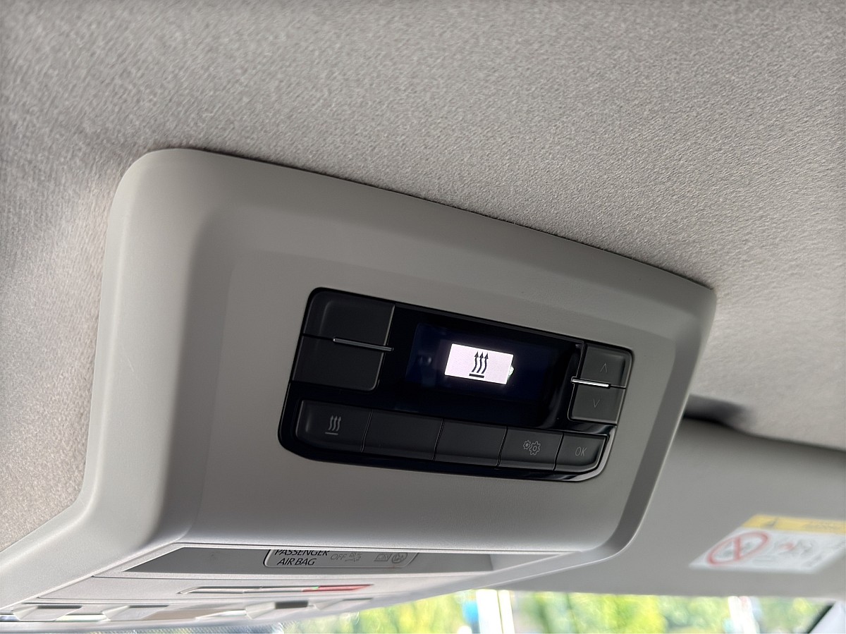 914528_1406653365319_slide bei Auto ROC in