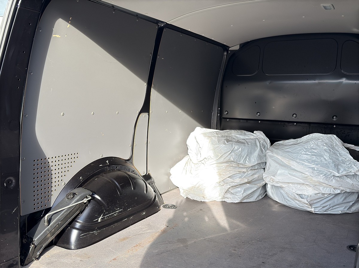 914528_1406653365325_slide bei Auto ROC in