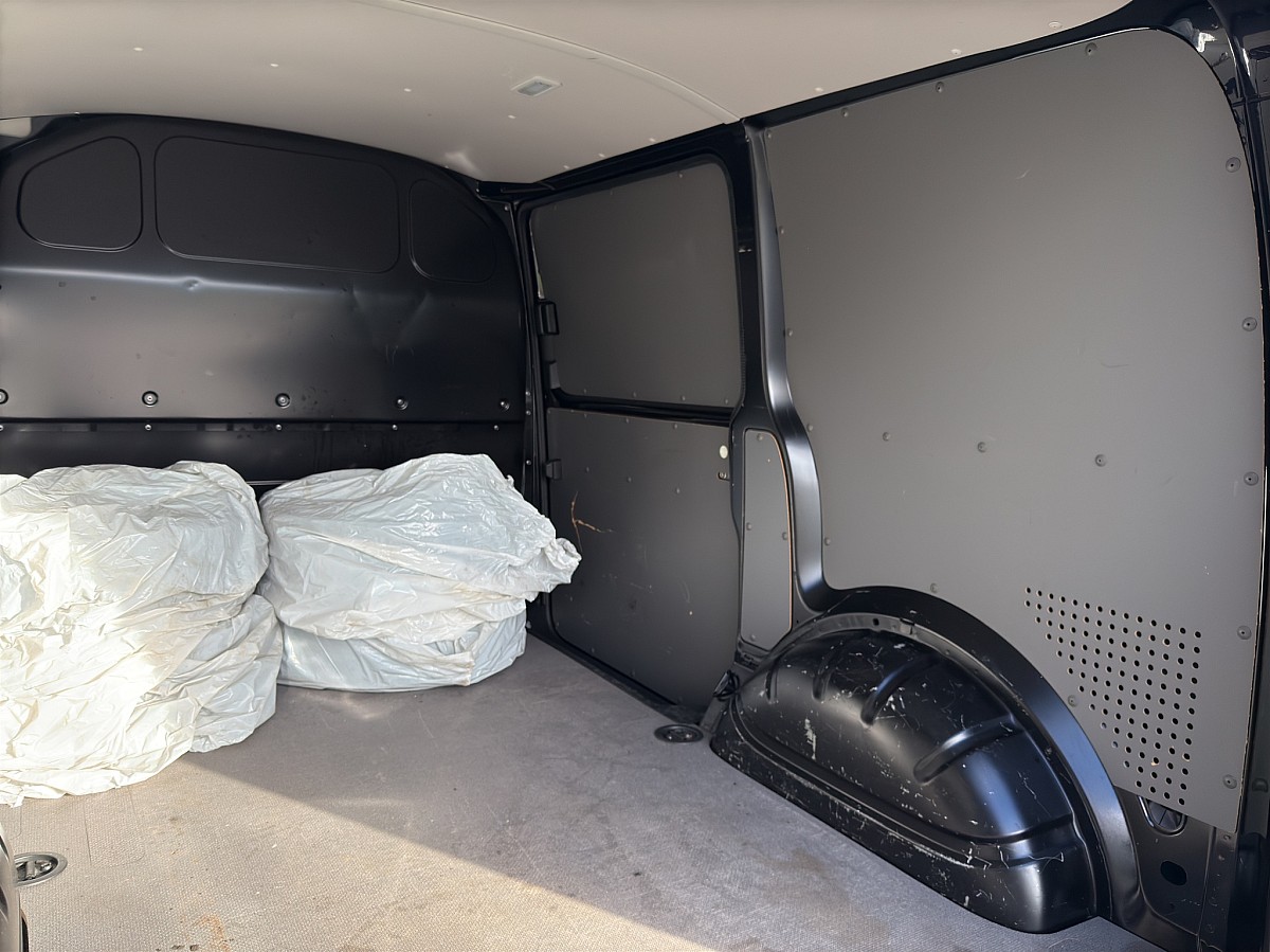 914528_1406653365326_slide bei Auto ROC in